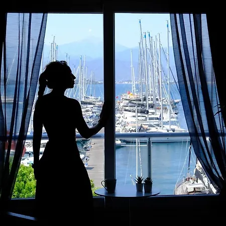 Διαμέρισμα Yacht Blue House -